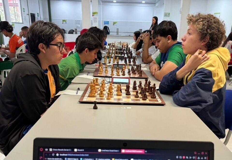 Partidas de ajedrez en la final departamental de los Juegos Deportivos Intercolegiados de Antioquia, se pueden ver online