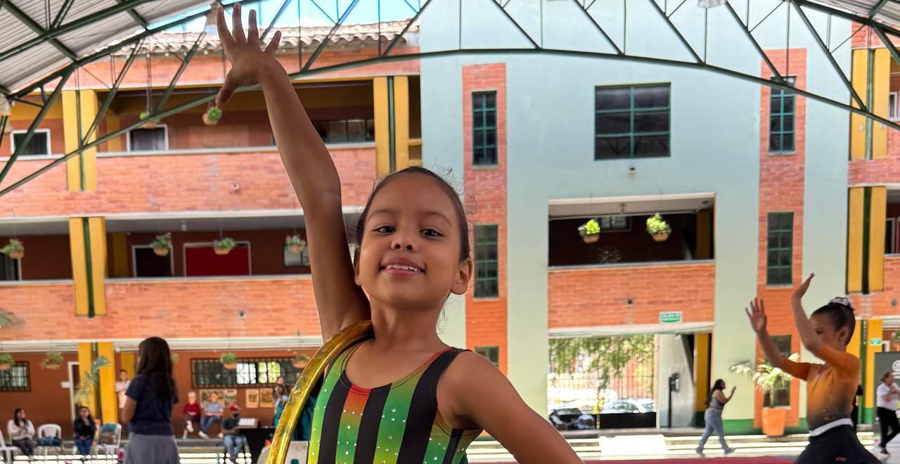 Silvia Marulanda, la “minigimnasta” que representa a Guarne en la final de los Juegos Deportivos Intercolegiados de Antioquia 2025