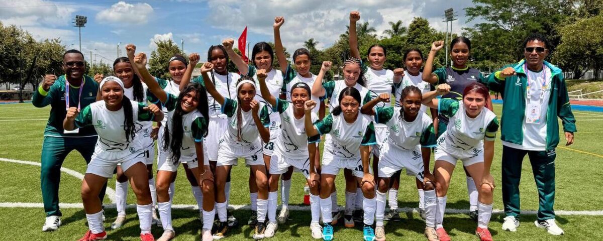 El fútbol prejuvenil femenino clasificó a la final y el patinaje le dio dos nuevas platas a Antioquia en los Juegos Intercolegiados 2025