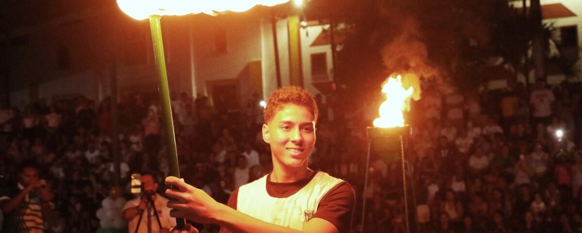 Dabeiba encendió la llama del deporte con el inicio del subregional de Occidente de los Juegos Deportivos Departamentales de Antioquia 2025