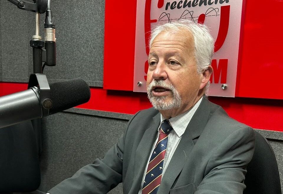 Eduardo Aristizábal Peláez, periodista, abogado y administrador de empresas