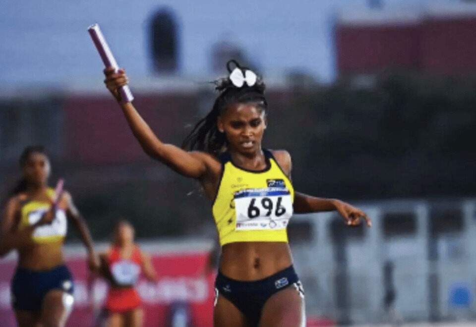 Atletas antioqueñas suben a lo más alto del Iberoamericano Sub-20: oro en 400 metros vallas y en el relevo 4x400 femenino