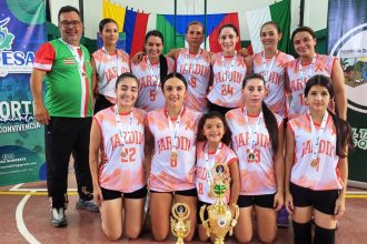 Deportistas de baloncesto de Jardín campeonas de la Copa Suroeste de Baloncesto