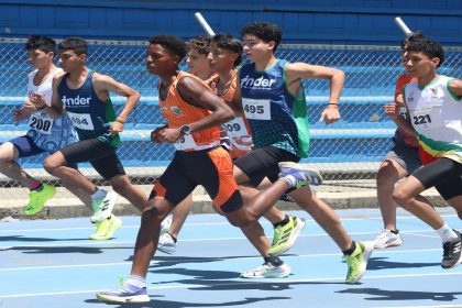Competencia intercolegiada de atletismo en Girardota
