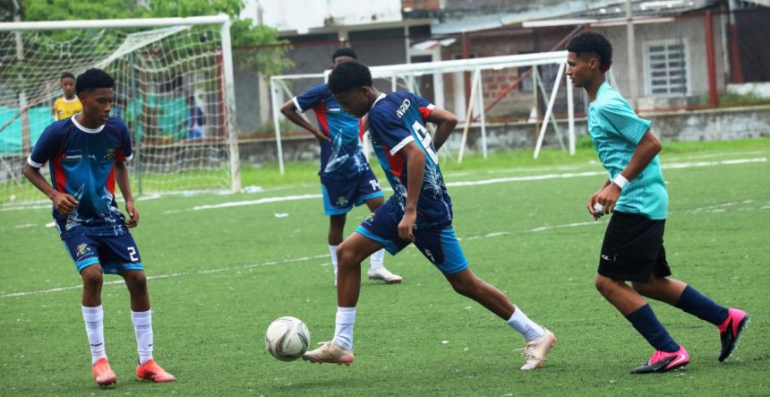 Fútbol en los Juegos Intercolegiados 2026 en el municipio de Carepa