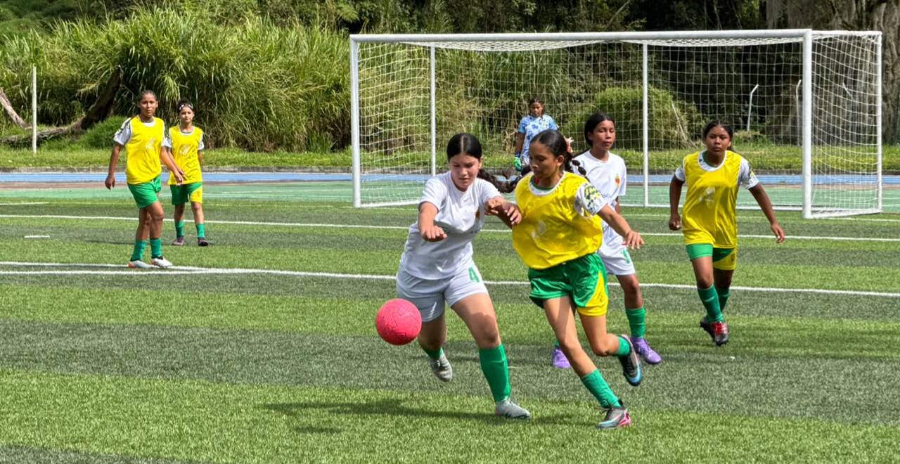 El Norte y el Bajo Cauca ya tienen a sus primeros clasificados en Donmatías: el tenis de mesa, el atletismo y el patinaje abrieron la ruta hacia Girardota