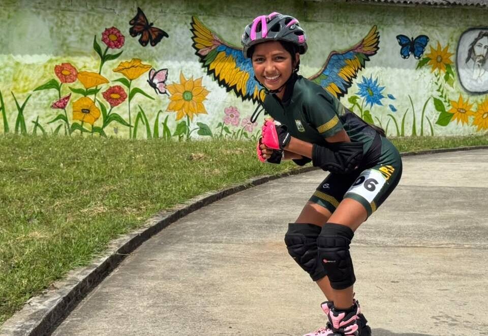 Patina desde hace dos meses y los sueños de María Luisa Piedrahíta Ceballos, de Anorí, ya ruedan en los Juegos Intercolegiados de Antioquia