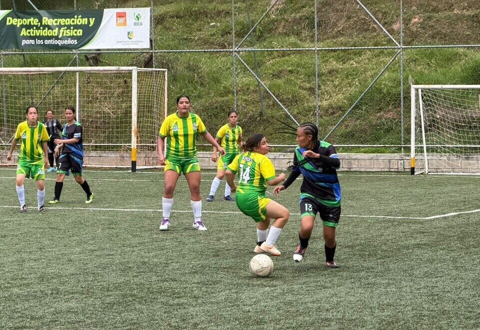 Fútbol y baloncesto femenino ya tienen campeonas en el Suroeste antioqueño