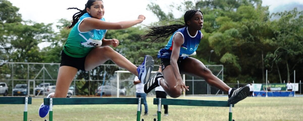 Atletismo intercolegiado en Girardota-web