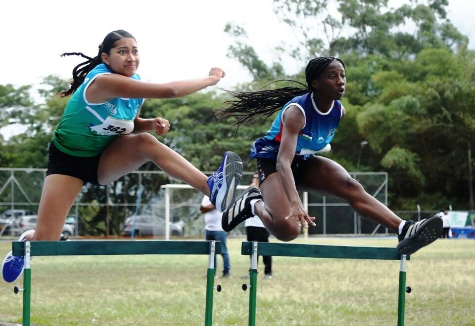 Atletismo intercolegiado en Girardota-web