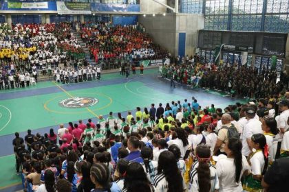 Con un minuto de silencio por las víctimas del terremoto y con la promesa de retener el título nacional, Antioquia inauguró la final departamental de los Intercolegiados 2026 en Girardota