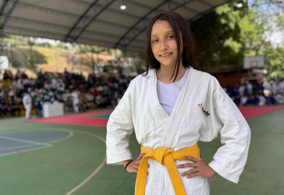 Karen Tatiana Villada Cano, judoca de Guarne, ganó plata con una “armadura prestada” en los Intercolegiados