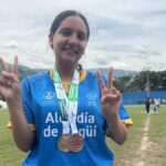 María Ángel Cano es una paratleta de Itagüí que tuvo "alitas" en sus pies para volar en Juegos Intercolegiados