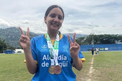 María Ángel Cano es una paratleta de Itagüí que tuvo "alitas" en sus pies para volar en Juegos Intercolegiados