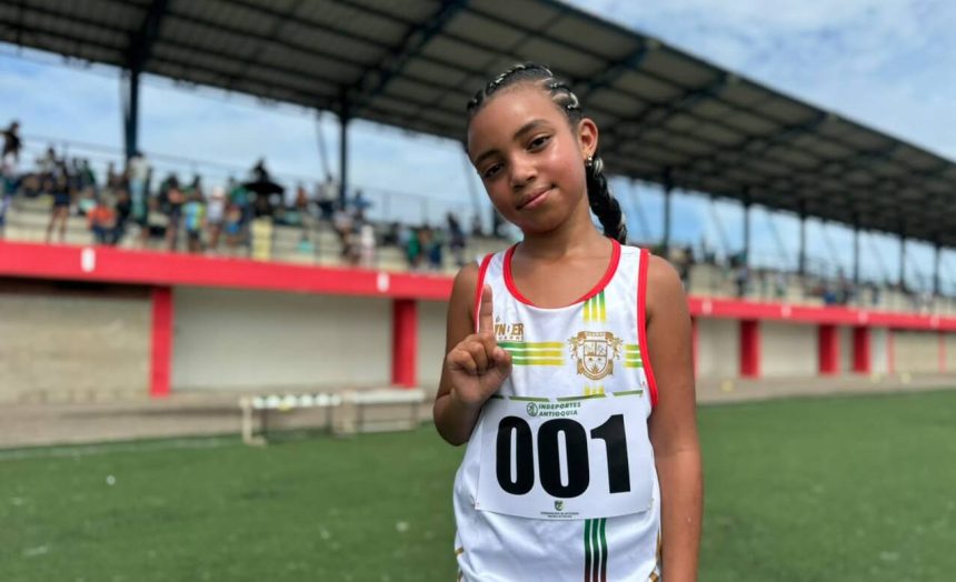 Michell Andrea García, la atleta de Guarne que corrió con el número 001 y conquistó dos oros