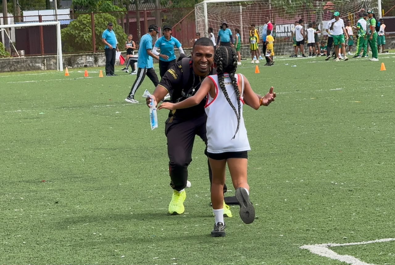 Michell Andrea García, la atleta de Guarne que corrió con el número 001 y conquistó dos oros